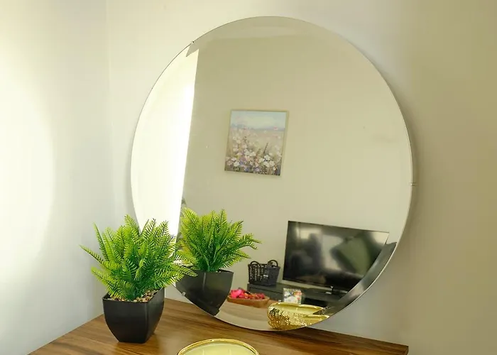 F2 Team Flat - 3 Separate Beds - Parking & 1gb Wifi *