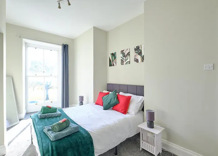 F2 Team Flat - 3 Separate Beds - Parking & 1gb Wifi Harrogate