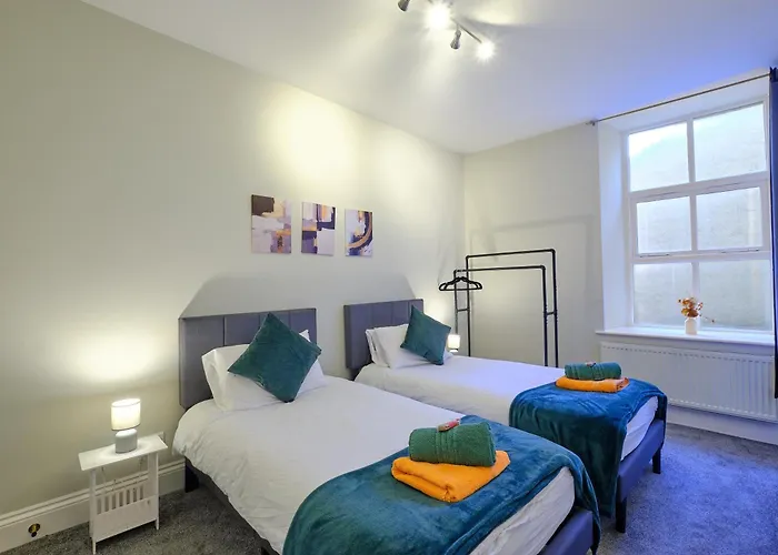F2 Team Flat - 3 Separate Beds - Parking & 1gb Wifi Lejlighed